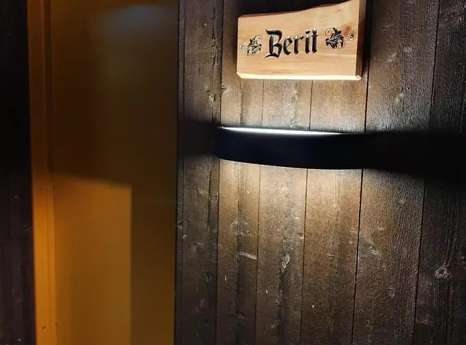 Finnvikhaugen * Mestervik